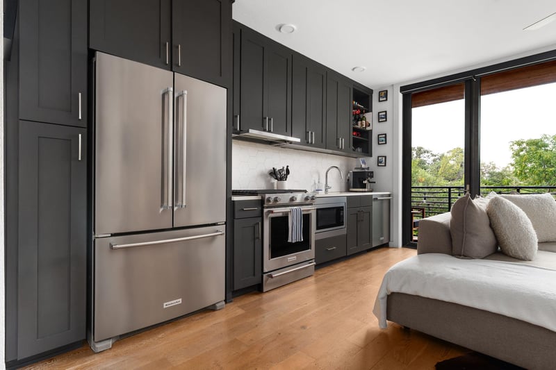 900 1st ST #320, Austin, TX 78704