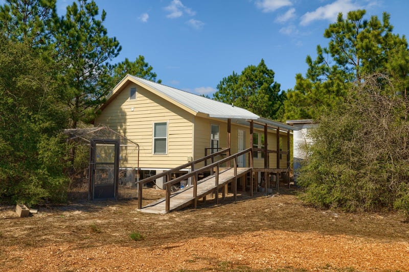 270 Kelley RD, Bastrop, TX 78602