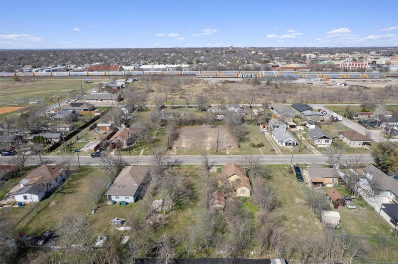 508 Martin Luther King Jr BLVD, Taylor, TX 76574