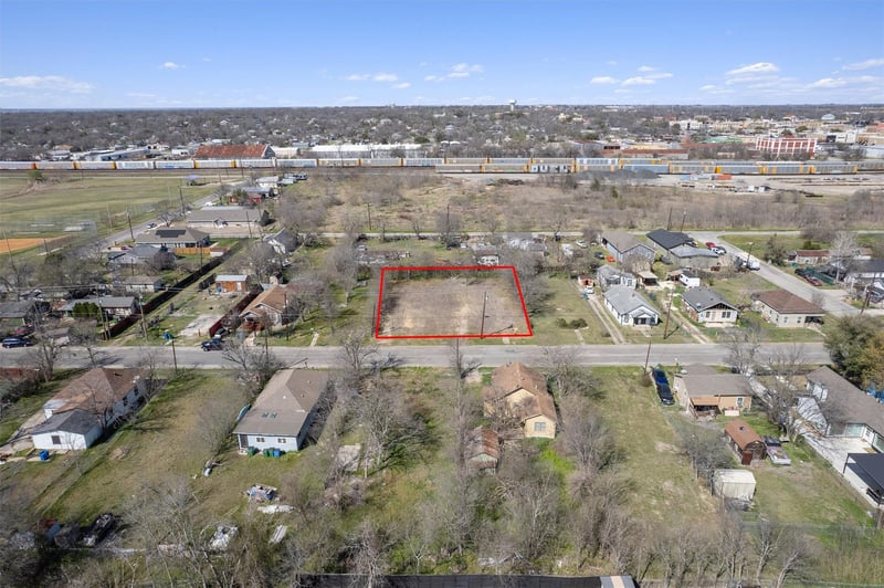 508 Martin Luther King Jr BLVD, Taylor, TX 76574