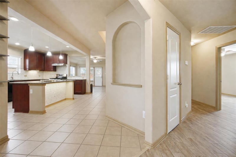 137 Orchard Hill TRL, Buda, TX 78610