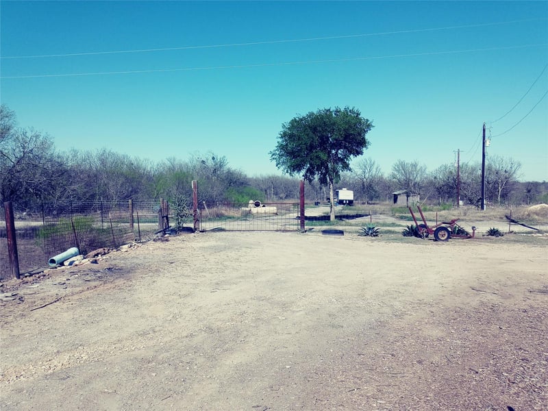 11717 Schriber RD #B, Buda, TX 78610