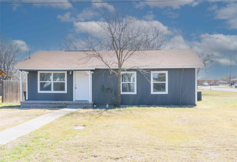 702 N 2nd ST, Copperas Cove, TX 76522
