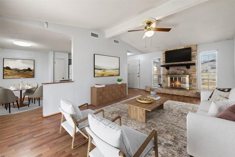 2303 Carolyn DR, Taylor, TX 76574