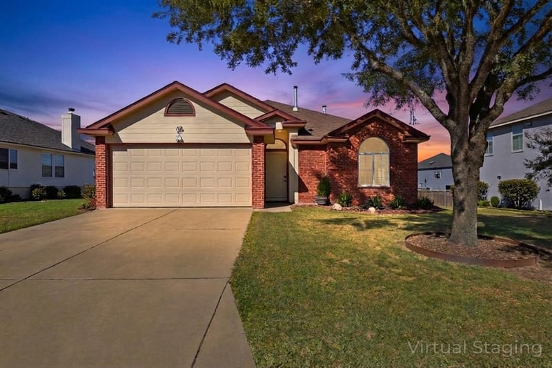 309 Dana DR, Hutto, TX 78634