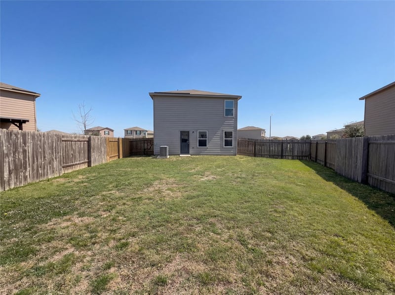 501 Yearwood LN #1D, Jarrell, TX 76537