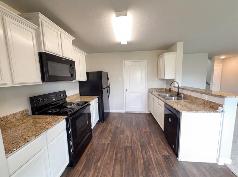 501 Yearwood LN #1D, Jarrell, TX 76537