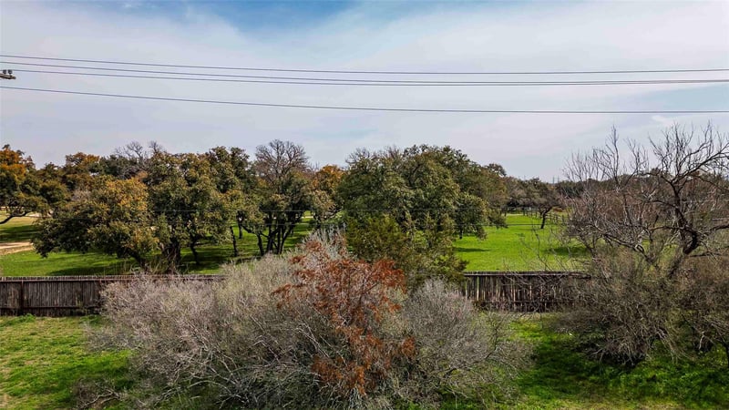 825 Sun Ray, Horseshoe Bay, TX 78657