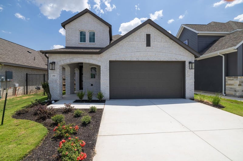 252 Menlo BND, Liberty Hill, TX 78642