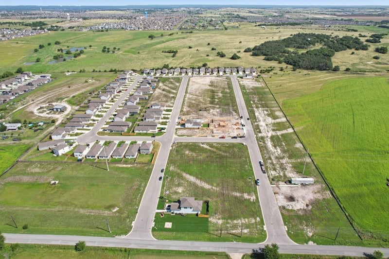 249 Firefox Way, Jarrell, TX 76537