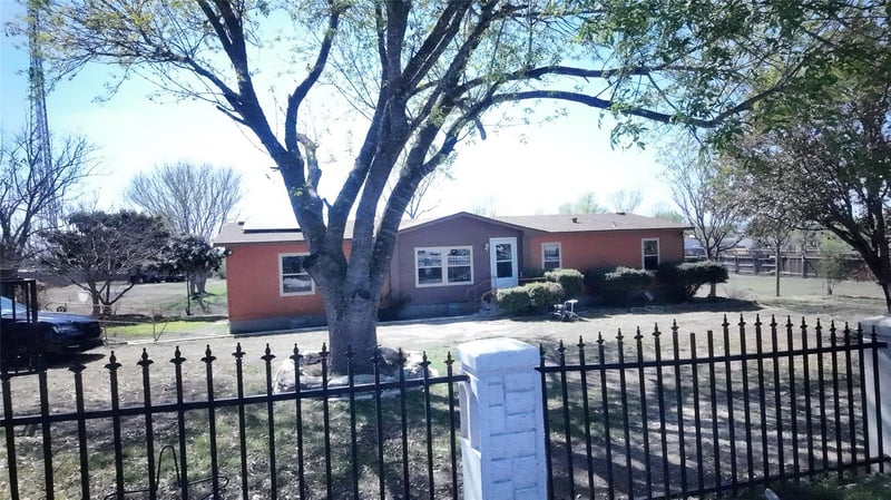 750 High RD, Kyle, TX 78640