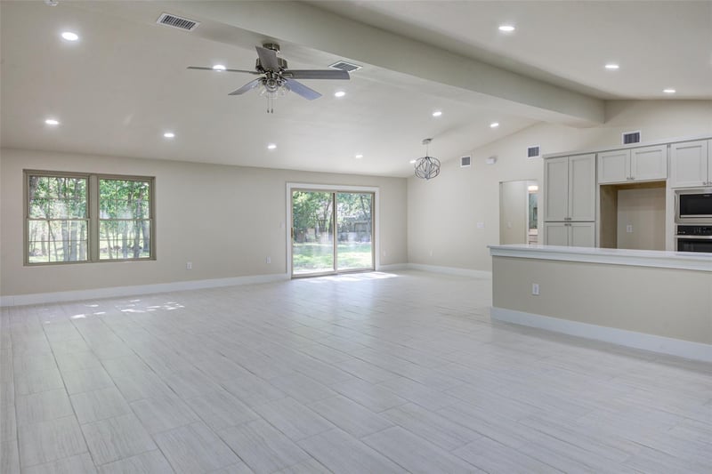 11811 Sleepy Hollow RD, Manchaca, TX 78652