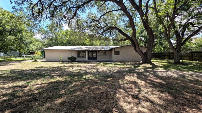 11811 Sleepy Hollow RD, Manchaca, TX 78652