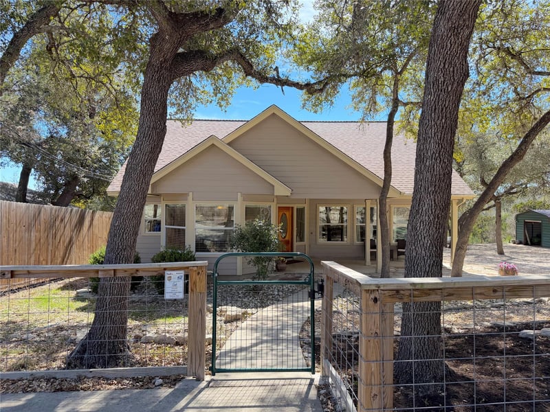 1660 Westview Court DR, Canyon Lake, TX 78133