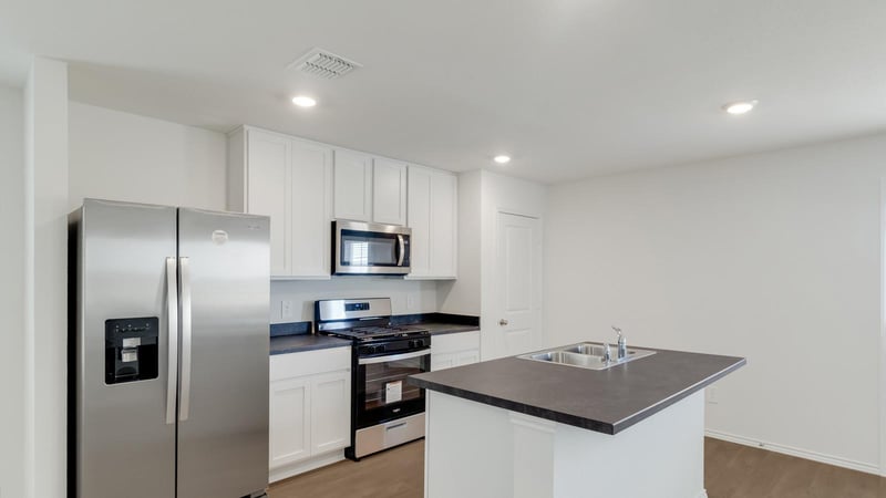 508 Bull Lake CIR, Buda, TX 78610