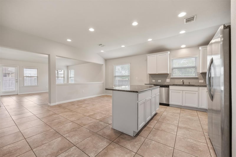 645 Cortona LN, Georgetown, TX 78628