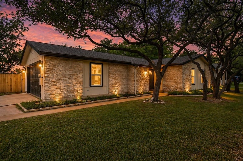 710 Ruby Isle DR, Leander, TX 78641