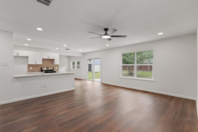 710 Ruby Isle DR, Leander, TX 78641