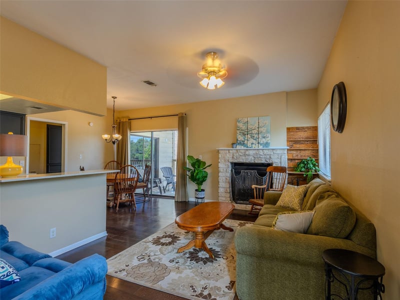 1013 Chestnut ST #4, San Marcos, TX 78666