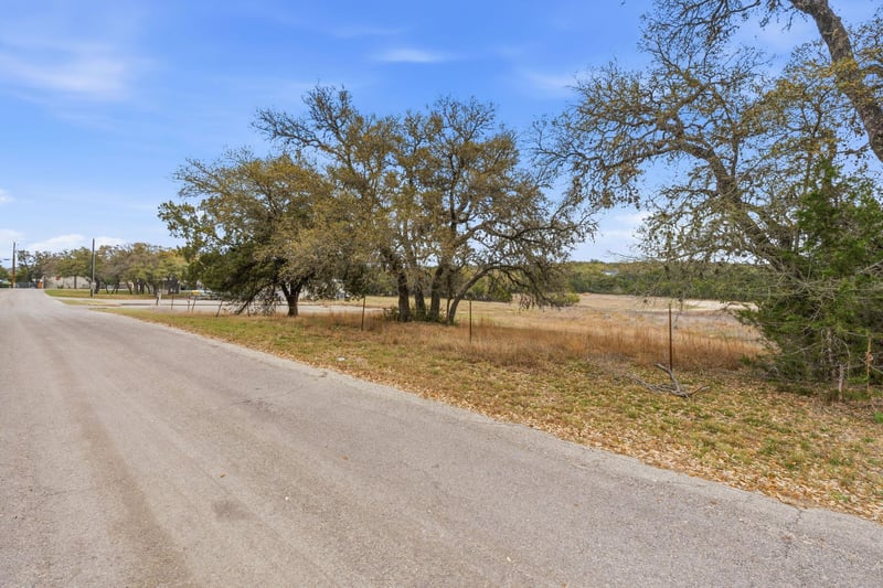 226 Lake Pettit DR, Canyon Lake, TX 78133