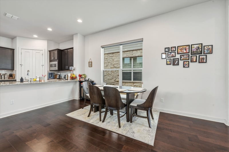 1531 Red Bud LN #51, Round Rock, TX 78665