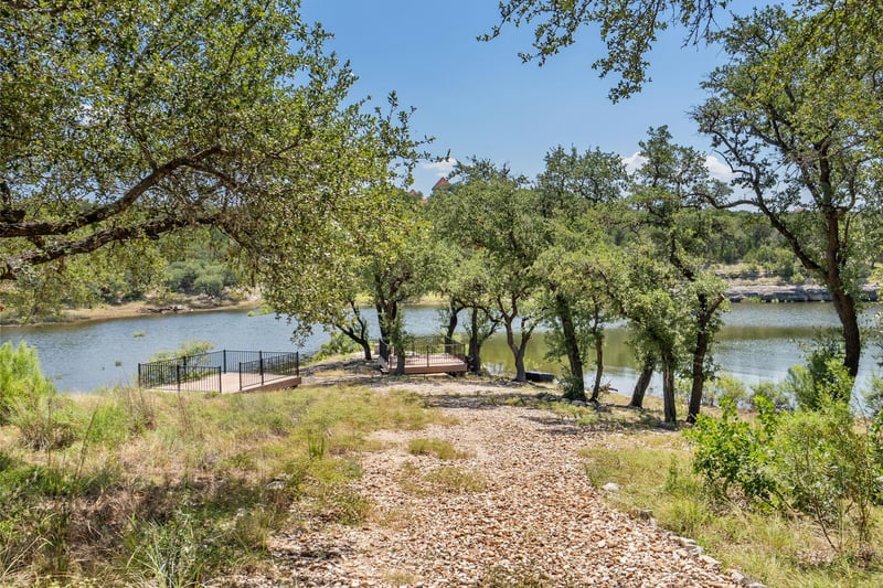 313 Angel Song CV, Spicewood, TX 78669