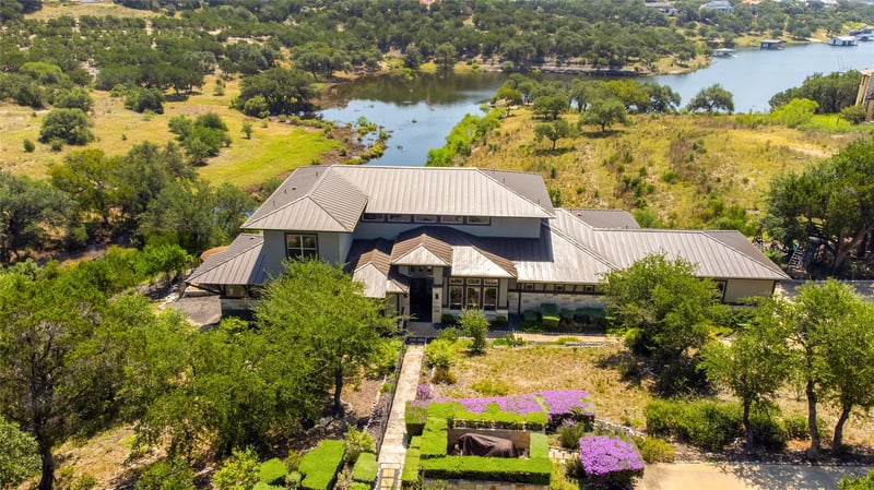 313 Angel Song CV, Spicewood, TX 78669