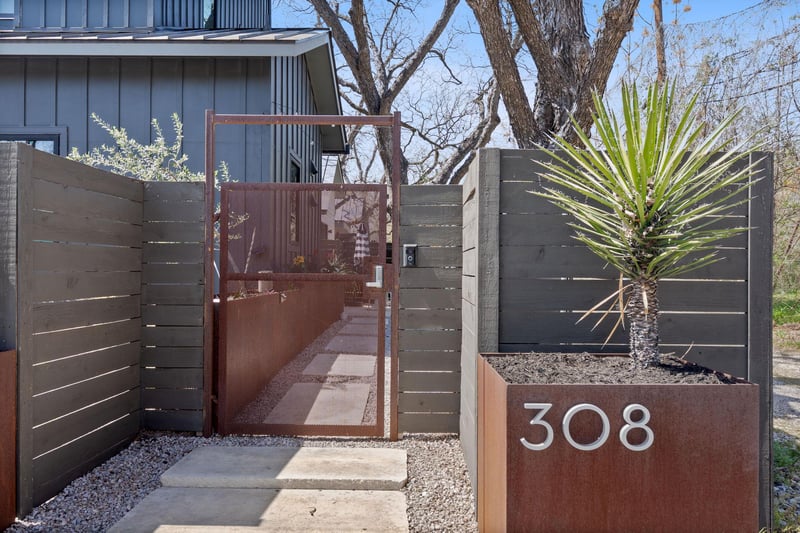 308 Onion ST, Austin, TX 78702