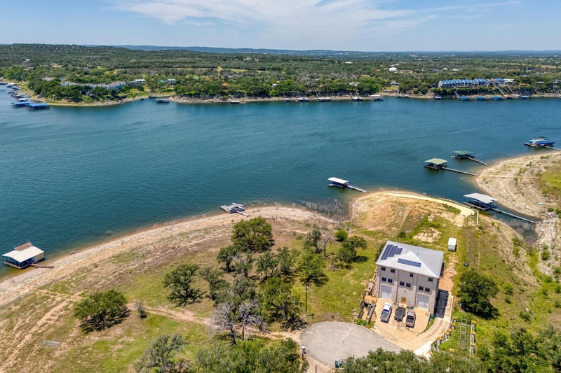 1202 Dusk CT, Lago Vista, TX 78645