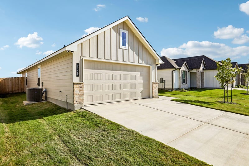 228 Gus Loop, Georgetown, TX 78626