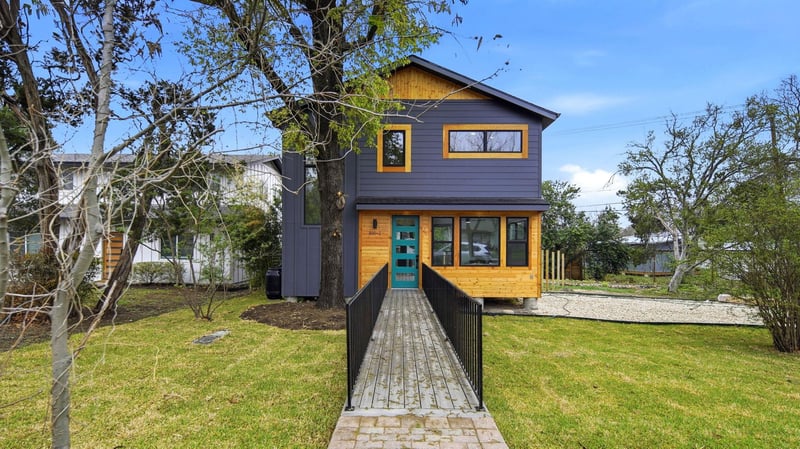 300 Lightsey RD #2, Austin, TX 78704