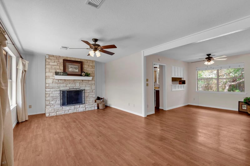 7902 Bar K Ranch RD, Lago Vista, TX 78645