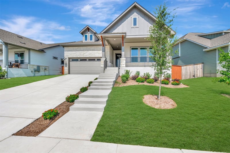 676 Sage Thrasher CIR, Dripping Springs, TX 78620