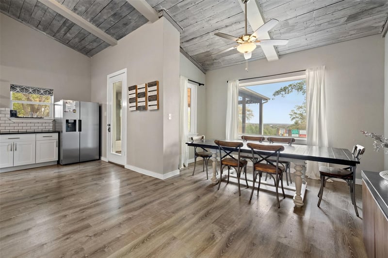 900 Deer Creek CIR, Dripping Springs, TX 78620