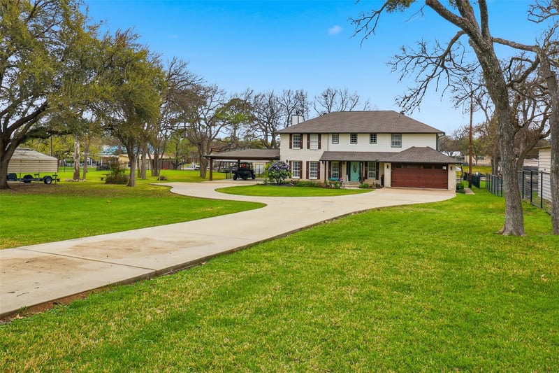 434 Castleshoals DR, Marble Falls, TX 78654