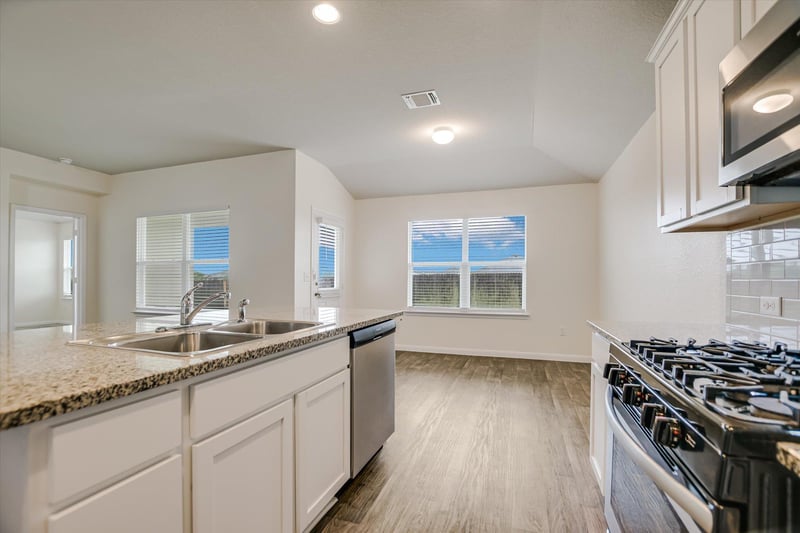 1011 Pembroke CT, Hutto, TX 78634