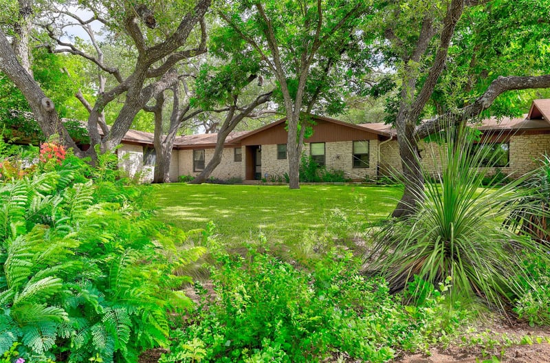 8606 Thunderbird RD #A & B, Austin, TX 78736