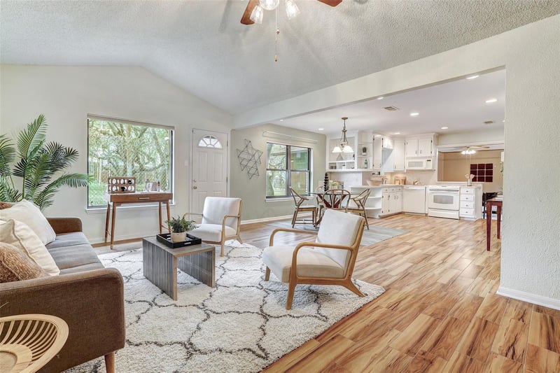 8606 Thunderbird RD #A & B, Austin, TX 78736