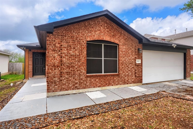 1011 Shadow Creek BLVD, Buda, TX 78610