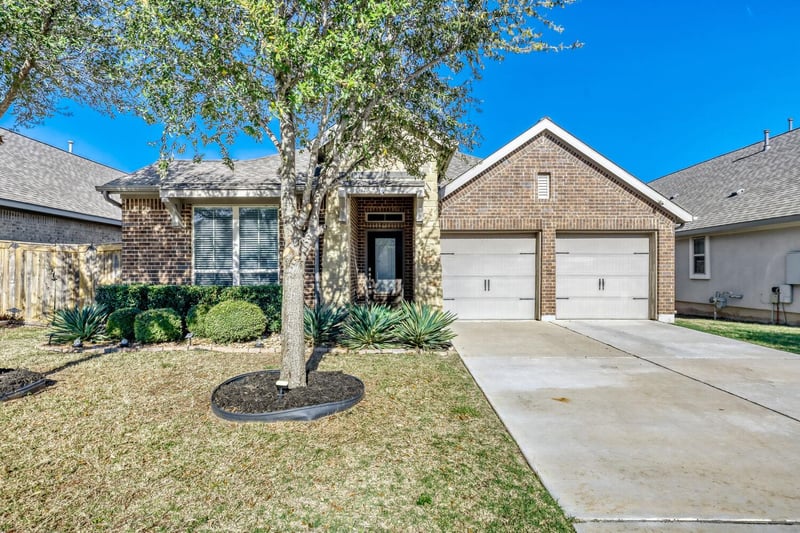 2416 Burberry LN, Leander, TX 78641