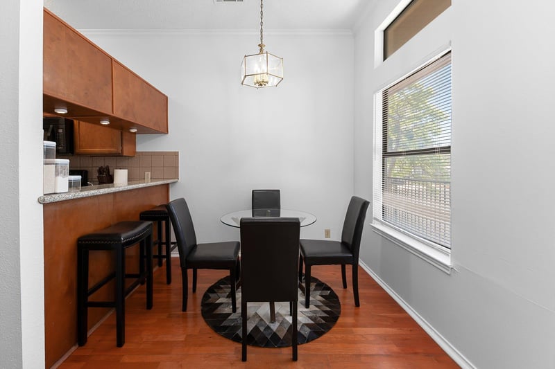 2802 Nueces ST #303, Austin, TX 78705