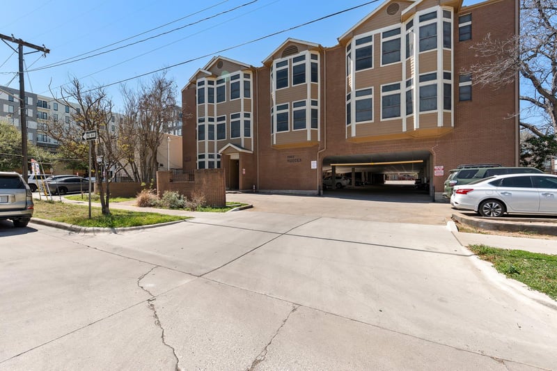 2802 Nueces ST #303, Austin, TX 78705
