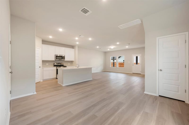 150 Big Banyan DR, Dripping Springs, TX 78620