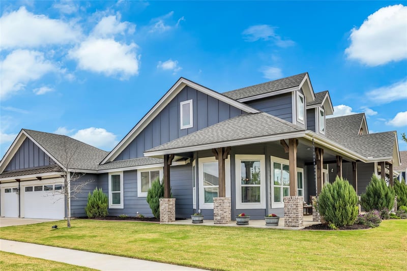 325 Charli CIR, Liberty Hill, TX 78642