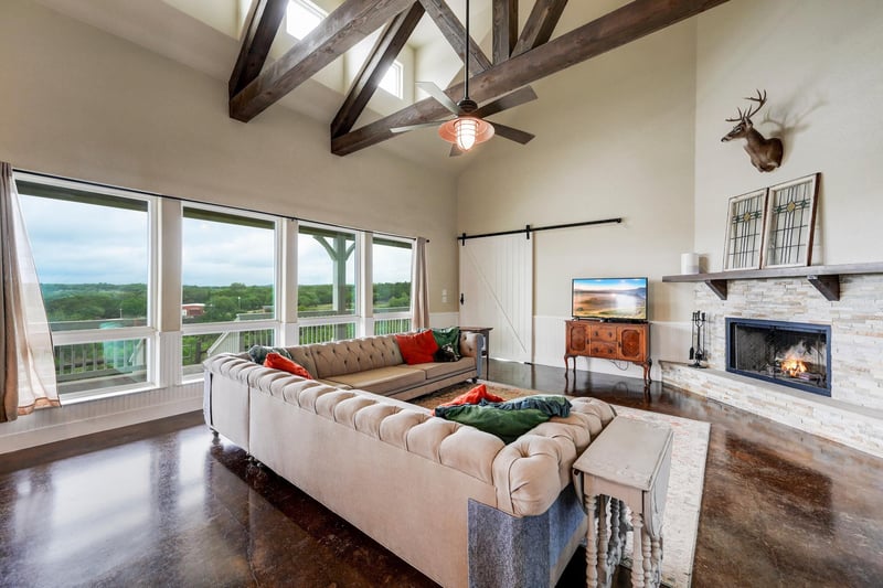 6350 Mount Sharp RD #B, Wimberley, TX 78676
