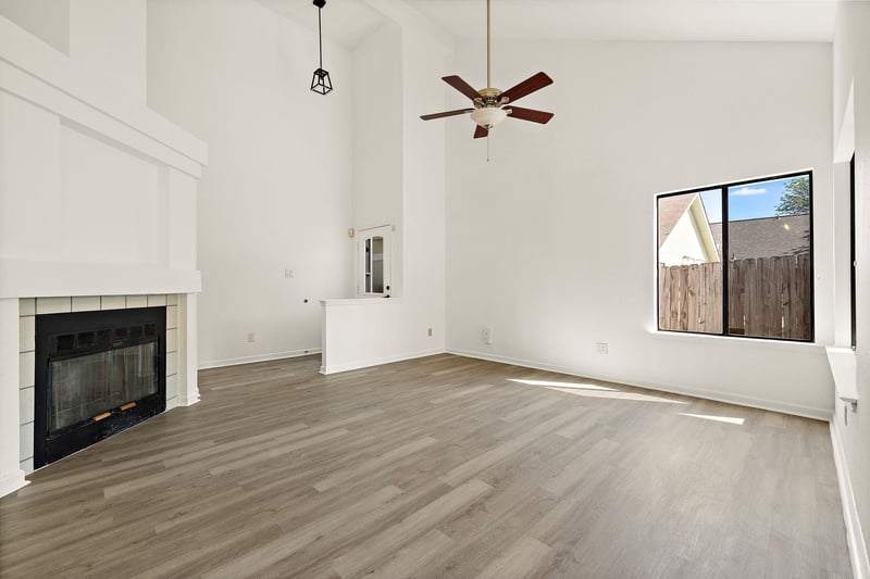 12009 Sky West DR, Austin, TX 78758