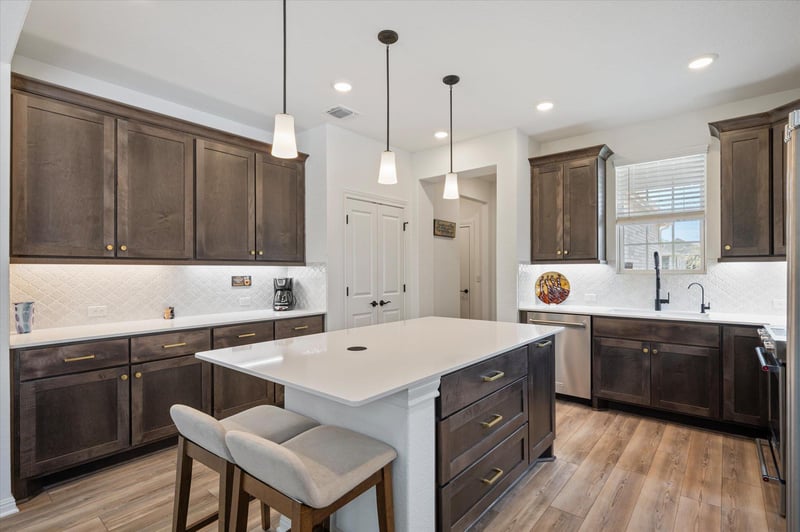 112 Clay Hill ST, Georgetown, TX 78633