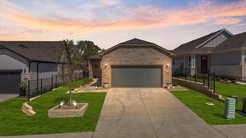 112 Clay Hill ST, Georgetown, TX 78633