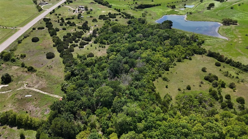 2416 Eddy Gatesville PKWY, Bruceville Eddy, TX 76524