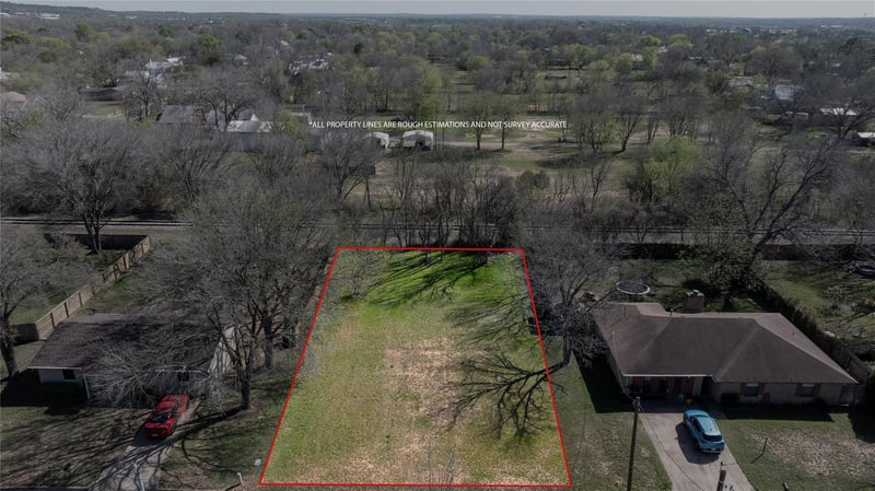 411 Persimmon ST, Bastrop, TX 78602